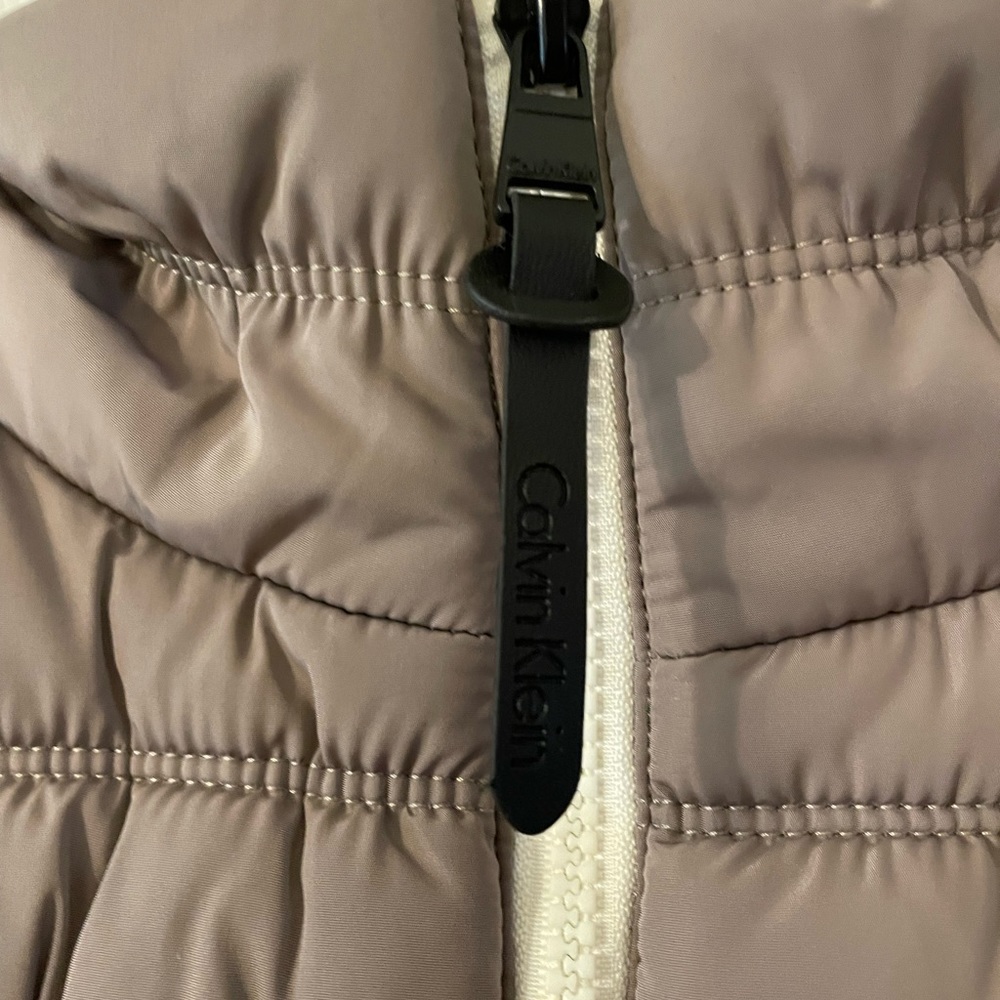 CALVIN KLEIN PERFORMANCE VEST - Picture 8 of 8